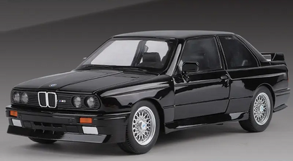 1:24 BMW M3 1988 Car Toy