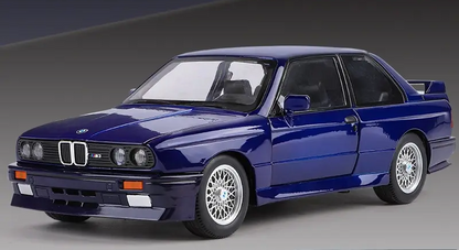 1:24 BMW M3 1988 Car Toy