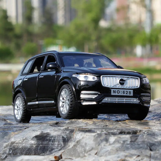 1:32 Volvo XC90 Car Toy