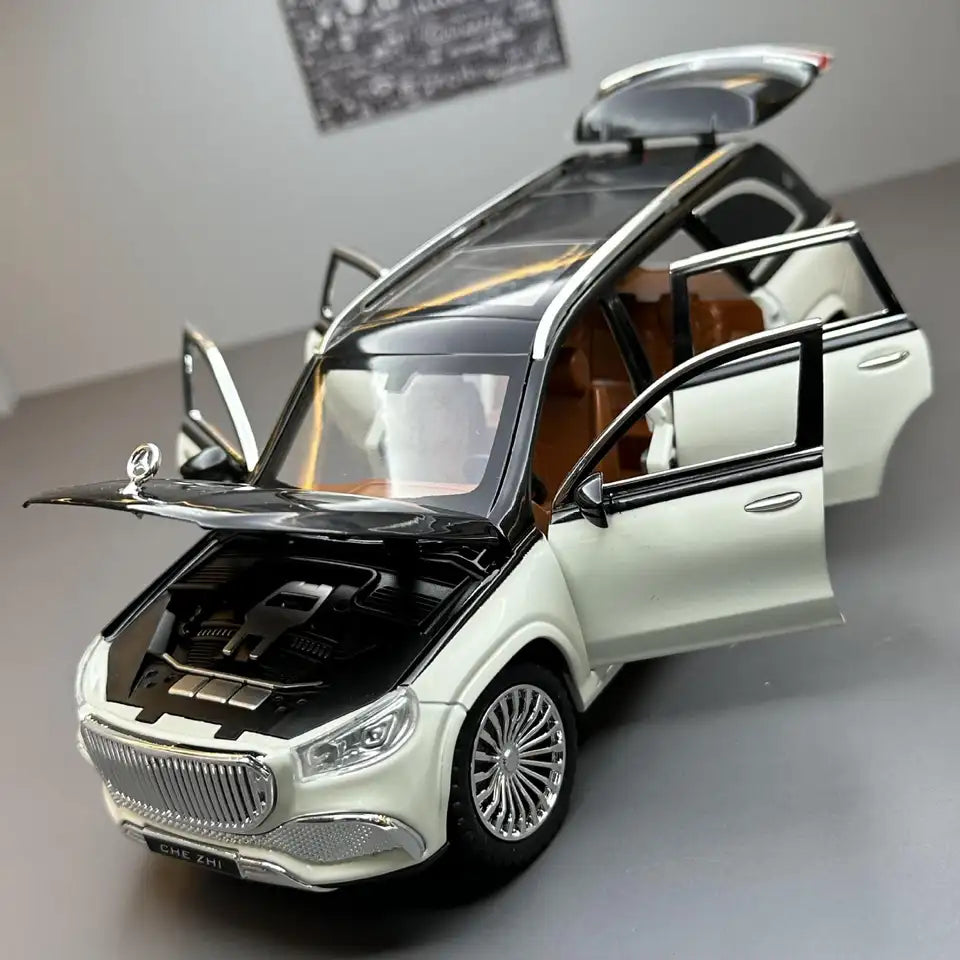 1:24 Mercedes Benz Maybach GLS600 Car Toy