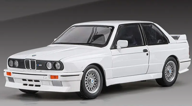 1:24 BMW M3 1988 Car Toy